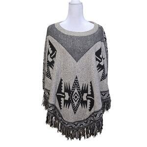 La Vie 89 Brand Poncho Black + Cream Size Medium/Large Cabincore
